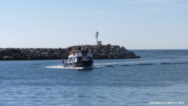 Boat Coming into the Harbour